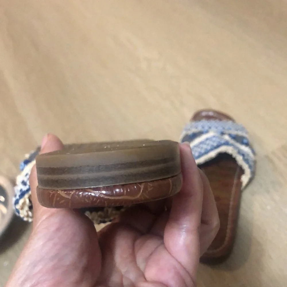 Sam Edelman blue wicker sandals . Some wear on bottom sole but in good condition - Picture 2 of 4